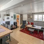 3 Bedroom Lovely In