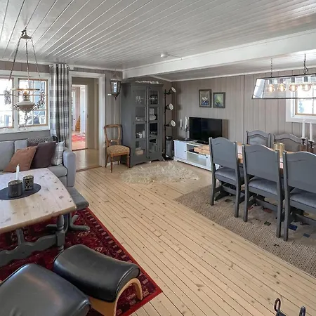3 Bedroom Lovely In 펜션 *