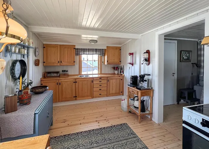 3 Bedroom Lovely In 펜션