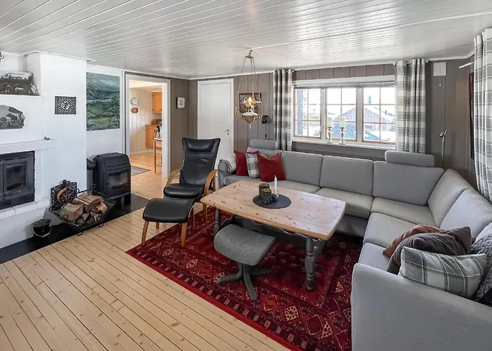 3 Bedroom Lovely In 펜션